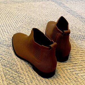 Vivaia Ryan Pro Ankle Boots Size EU 38/US 7-7.5 Women’s